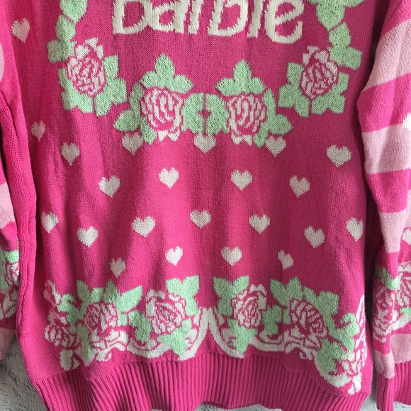 Forever 21 X Barbie Mattel NWT Deadstock Pink Floral Women's Sweater Small - Picture 5 of 10